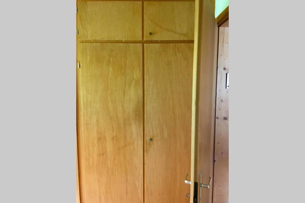 Ferienwohnung Uf Z'Enisch クロスタース エクステリア 写真