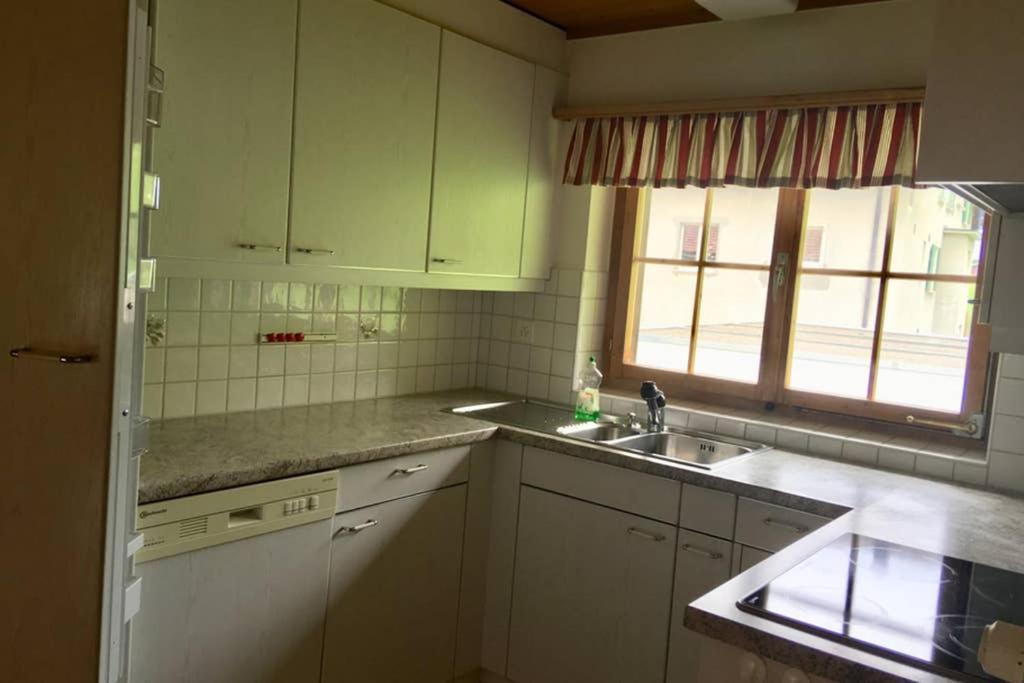 Ferienwohnung Uf Z'Enisch クロスタース エクステリア 写真