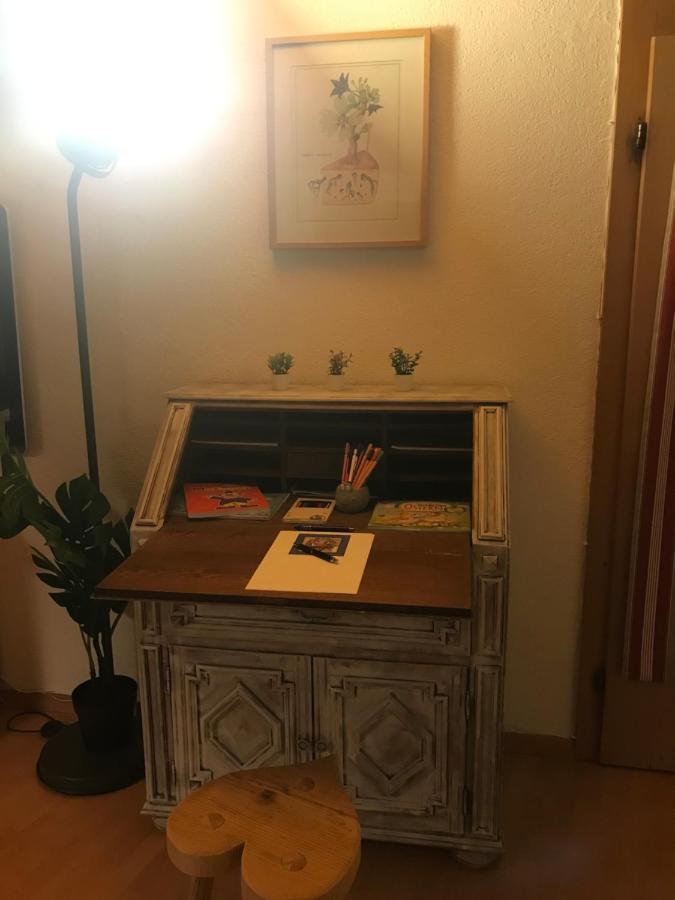 Ferienwohnung Uf Z'Enisch クロスタース エクステリア 写真